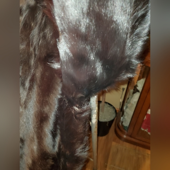 🐻🐻🐻MEN'S BLACK BEAR FUR FULL LENGTH COAT🐻🐻🐻 - Picture 7 of 16